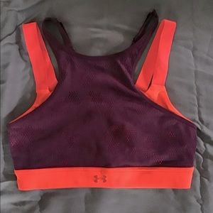 Helly-Hanson sports bra